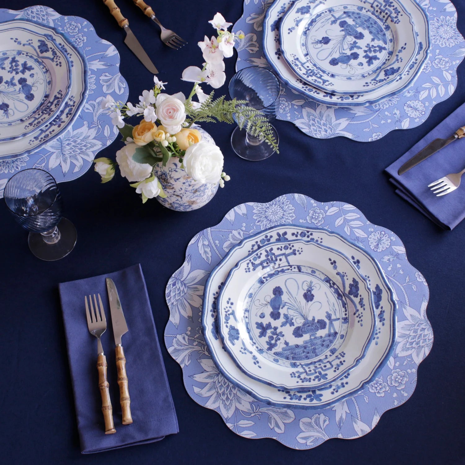 VIDA Faenza 9" Salad Plate Set of 4 White and Blue