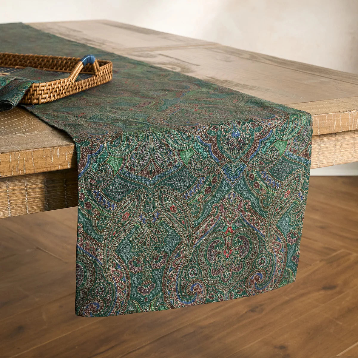 Paisley 18" x 90" Table Runner - Evergreen