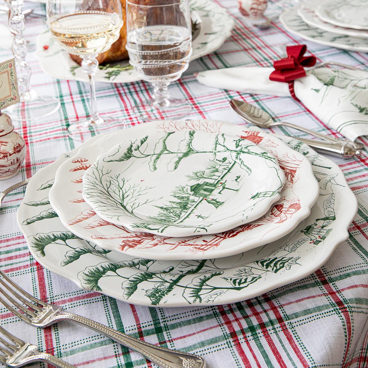 Country Estate Winter Frolic Napkin - Evergreen