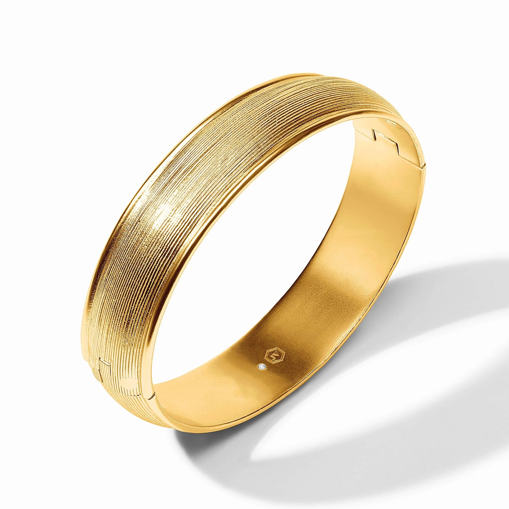 Cobblestone Hinge Bangle