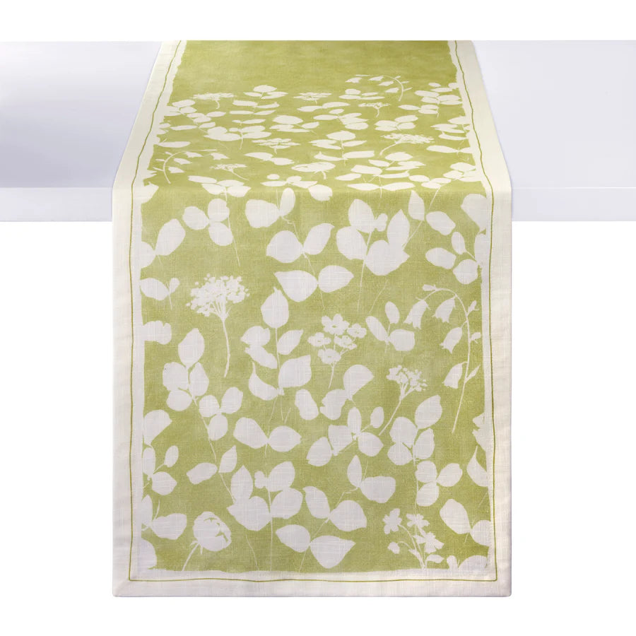 Fleur de Lin Floral Runner