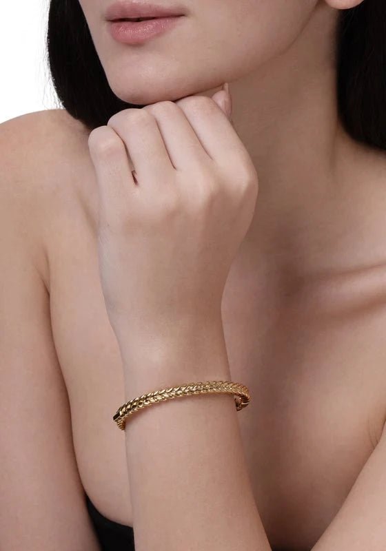 Anabel Aram-Cheval Braid Hinged Bangle - Thin - Robert's
