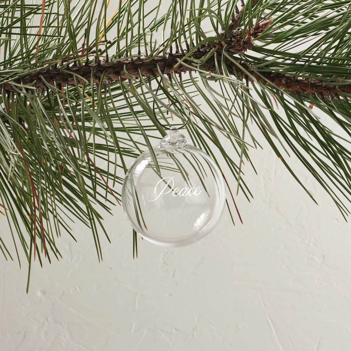 LoveYourBrain Round Ornament — Peace - Robert's-SIMON PEARCE-Robert's