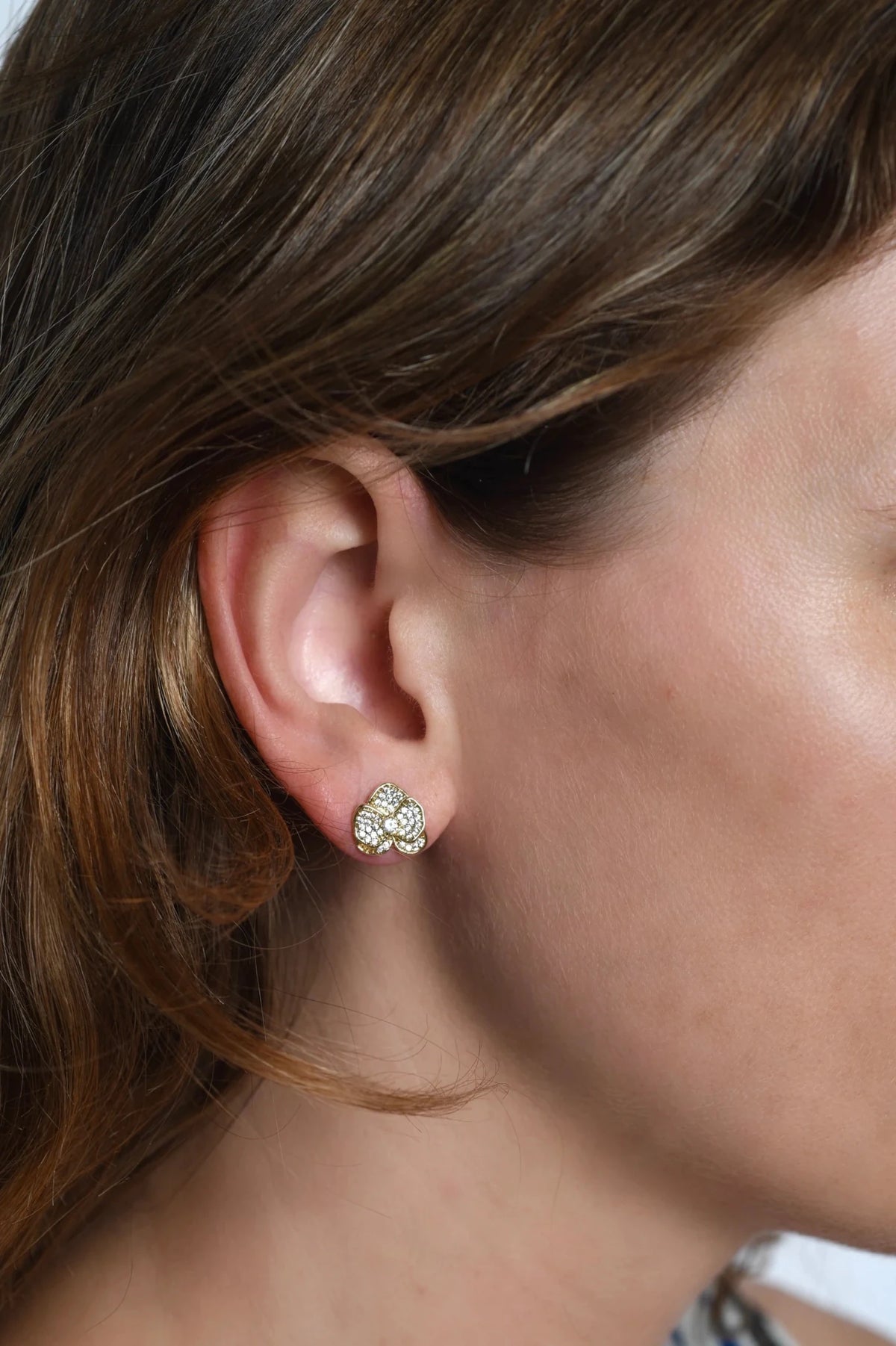 Orchid White Pavé Studs, Gold - Robert's-Anabel Aram-Robert's