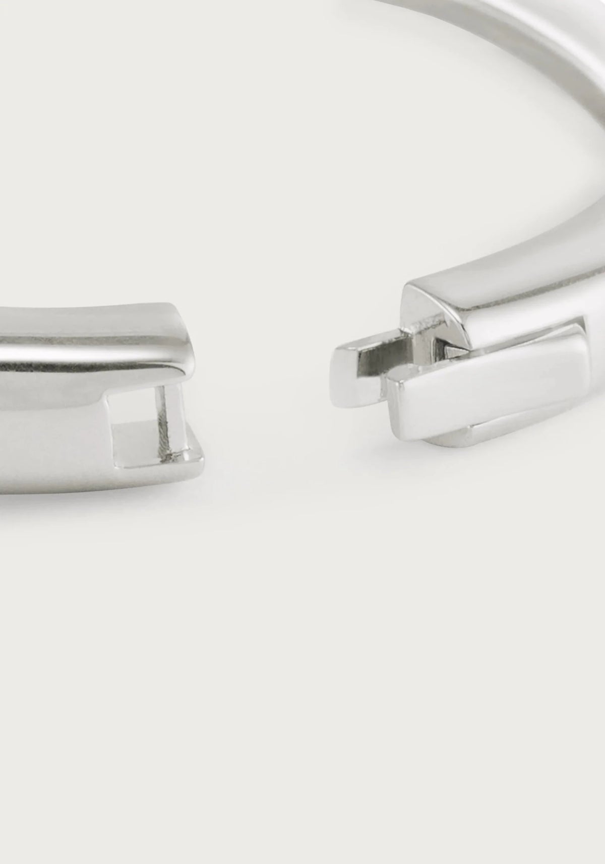 Anabel Aram-River Slim Hinged Bangle, Silver - Robert's