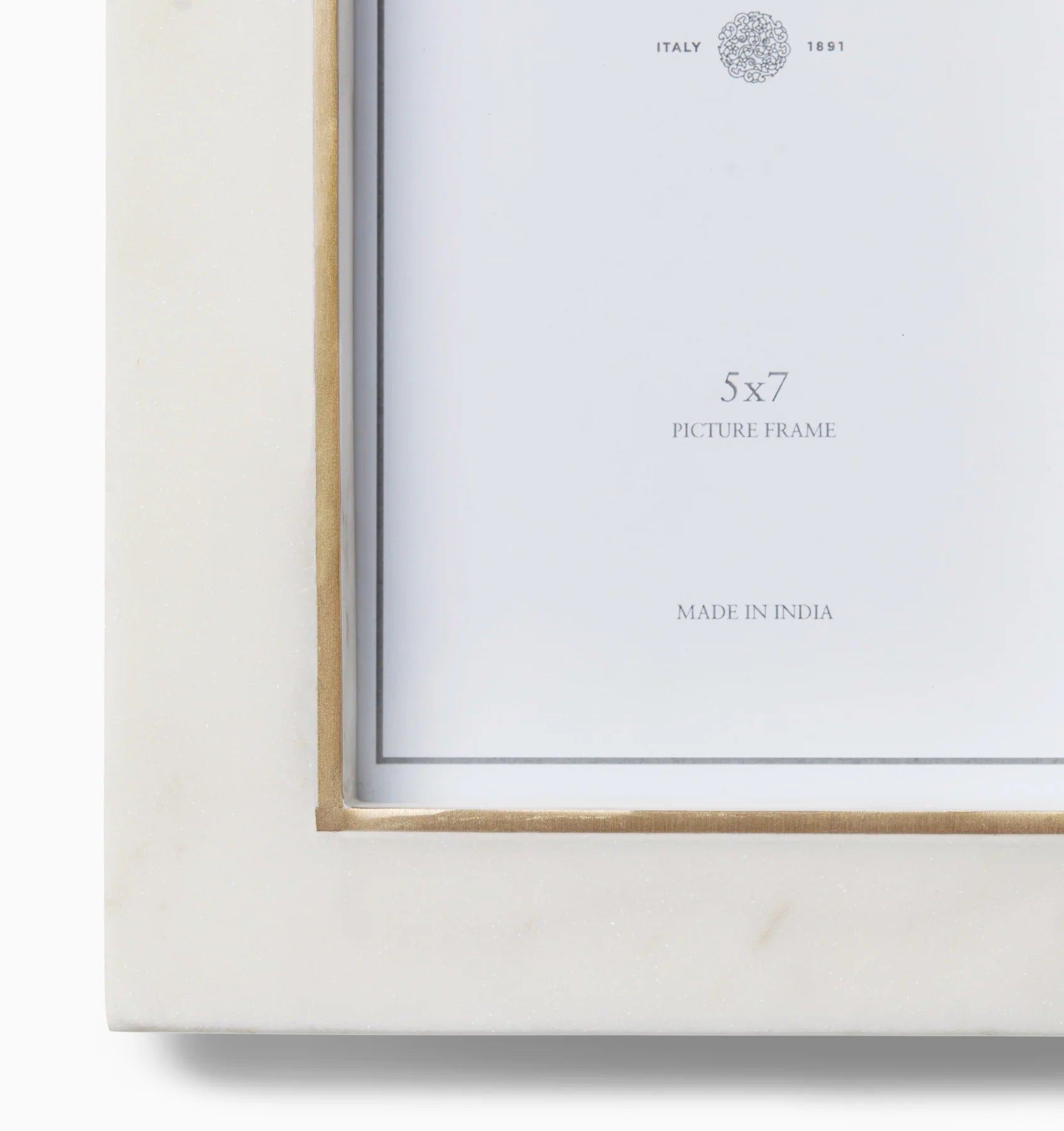 Pietra Frame