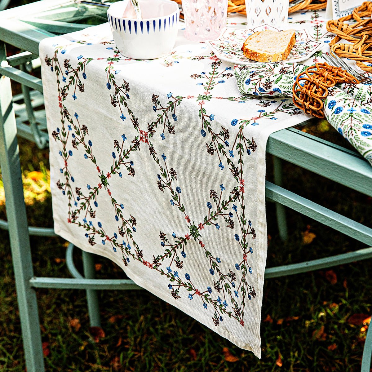 Villa Seville 18" x 90" Table Runner - Chambray - Robert's-Juliska-Robert's
